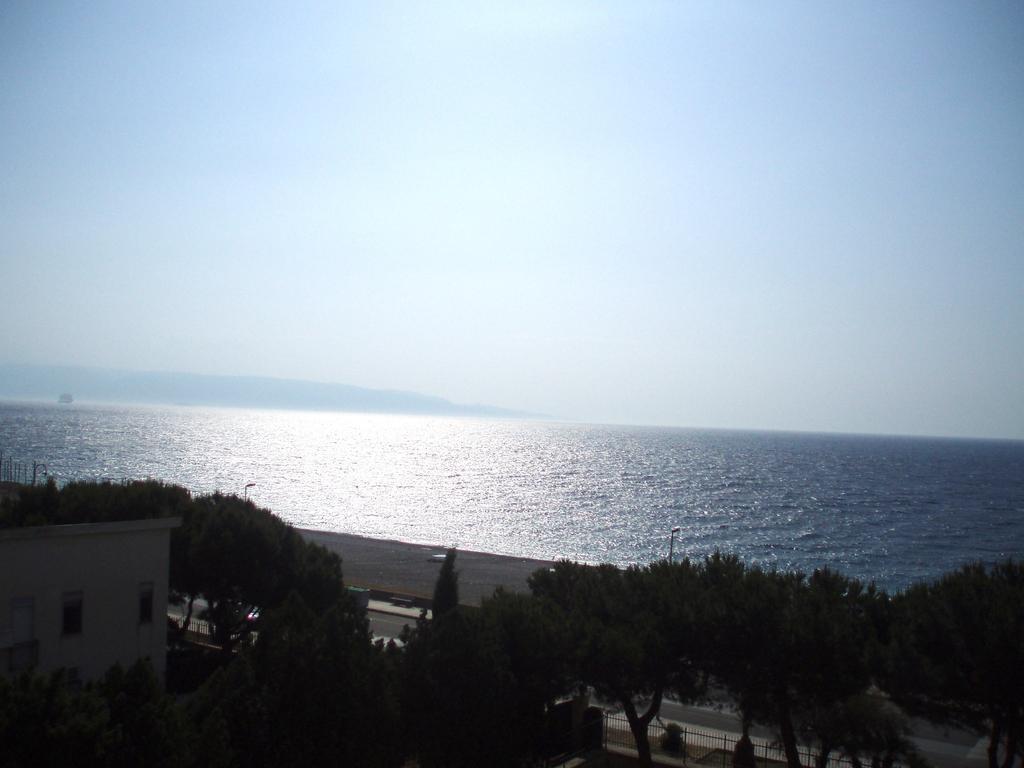 Case Vacanza Alega Mare Nizza di Sicilia Camera foto